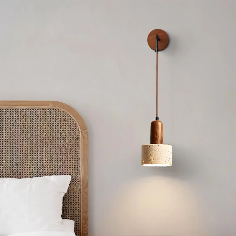 Aluria Wall Lamp